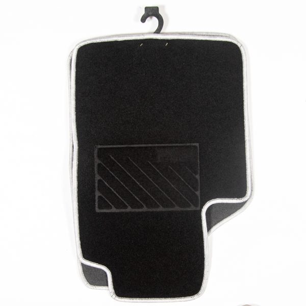 Πατάκια Αυτοκινήτου Commercial Ποιότητας Universal , Μαύρο με ασημί ρέλι 5 τμχ.